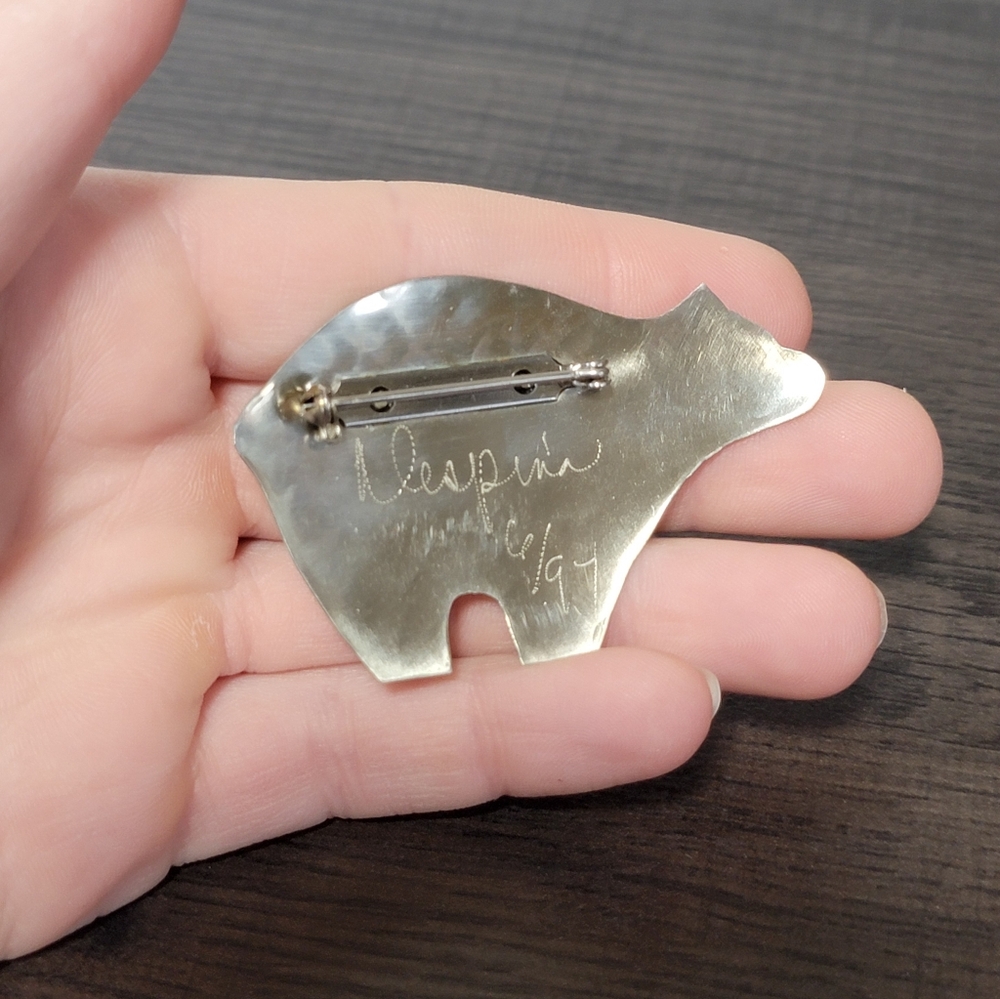 Despina Native Streling Silver Hammered Bear Heart Pin 6/97 Vintage Western - Picture 4 of 5